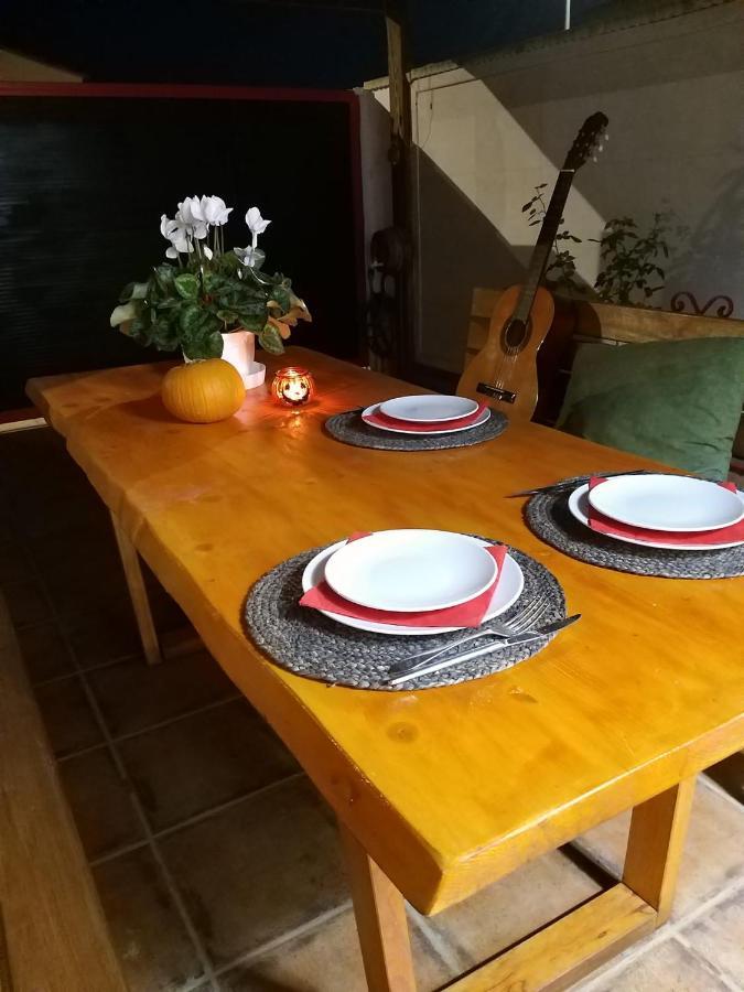Apartmán La Casa De Huespedes Puebla de Vallbona Exteriér fotografie