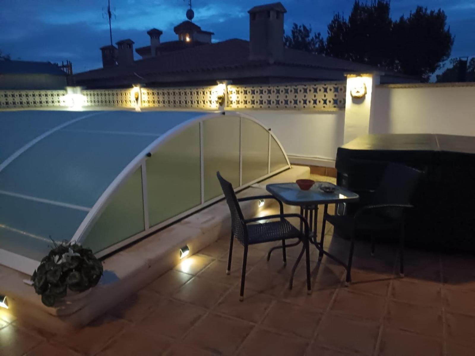 Apartmán La Casa De Huespedes Puebla de Vallbona Exteriér fotografie