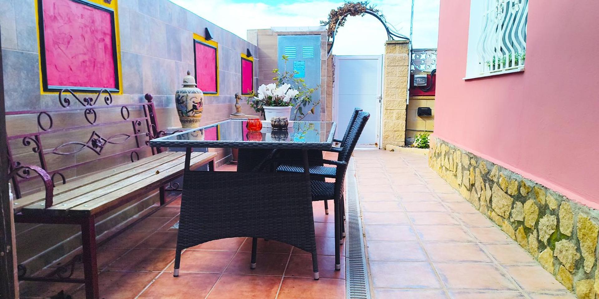 Apartmán La Casa De Huespedes Puebla de Vallbona Exteriér fotografie